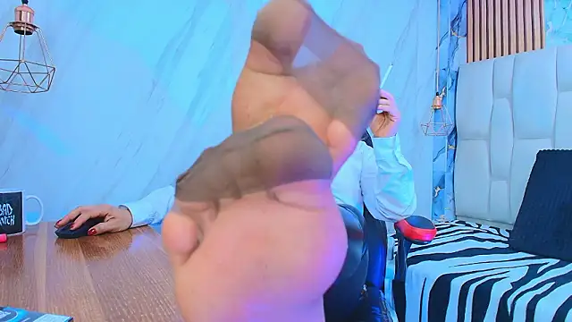 Snapshot of BeatrizSchmidt chatting on February 2026 11:39:02 AM BeatrizSchmidt online show from February 2026 11:39:02 AM