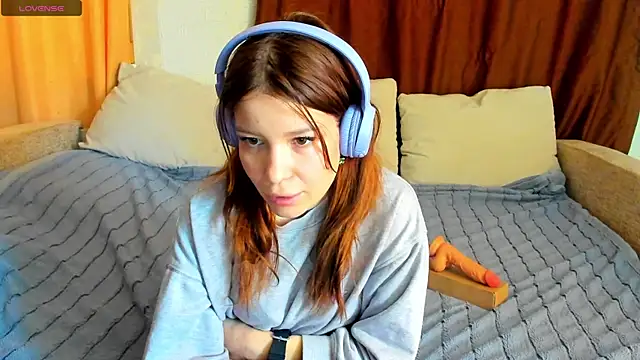 Eva purrr  online show from March 2026 07:13:01 AM