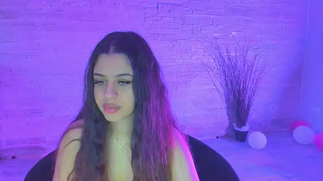 BellaNoir  online show from February 2026 06:01:02 AM