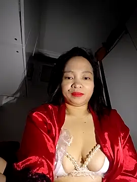 MyAssyWantsYou online show from November 2025 07:03:01 PM