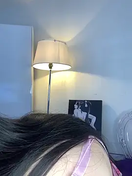 violettabond online show from May 2026 12:45:02 PM