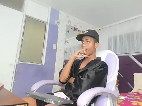 Santy bigcock 01 online show from November 2025 02:06:01 PM