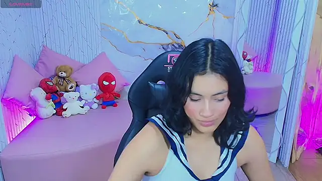 PEACHY TAY online show from May 2026 11:27:02 AM