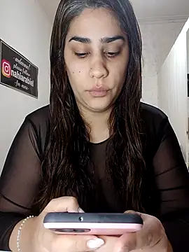 nahiarabiel33 online show from May 2026 05:54:01 PM