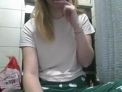 Snapshot of dirty_sasha00 chatting on November 2025 04:44:01 AM dirty sasha00 online show from November 2025 04:44:01 AM