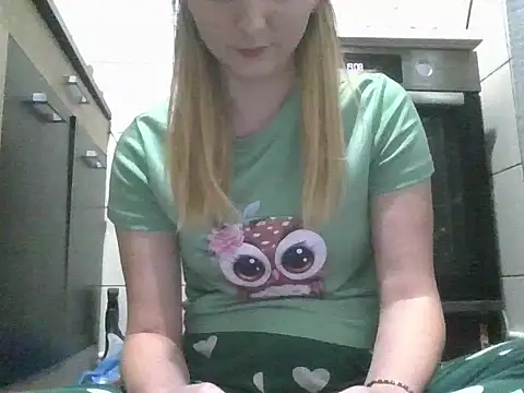 Snapshot of dirty_sasha00 chatting on December 2025 03:30:02 PM dirty sasha00 online show from December 2025 03:30:02 PM