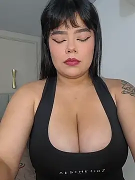 Snapshot of annie__20 chatting on December 2025 12:03:02 PM annie 20 online show from December 2025 12:03:02 PM