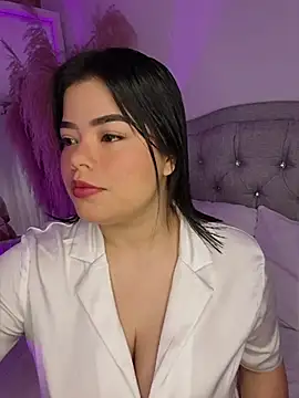 Snapshot of annie__20 chatting on May 2026 11:04:02 AM annie 20 online show from May 2026 11:04:02 AM