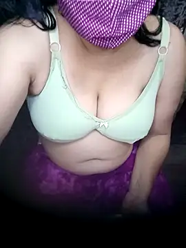 Snapshot of Anjali-25 chatting on July 2026 04:40:01 PM Anjali-25 online show from July 2026 04:40:01 PM