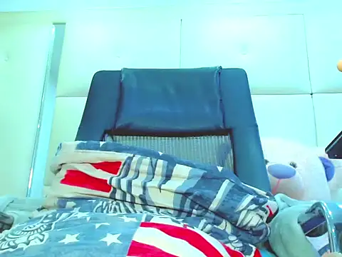 NharaBigCock online show from January 2026 08:33:01 PM