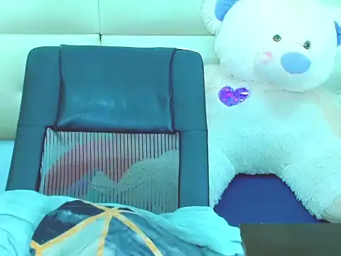 NharaBigCock online show from May 2026 01:19:01 PM