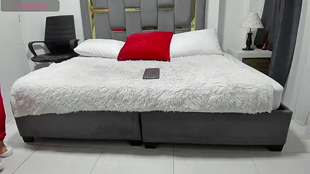 CatleyaSmith online show from January 2026 11:59:02 AM