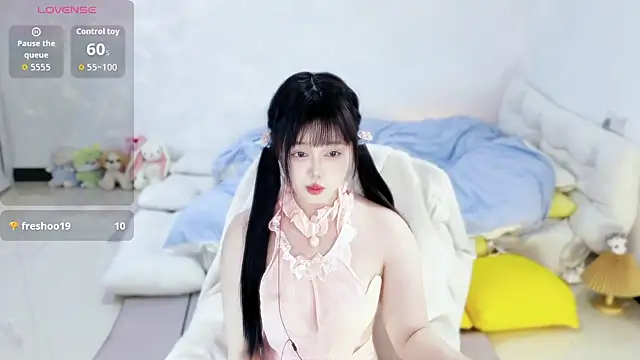 Nina37 online show from April 2026 08:06:01 AM