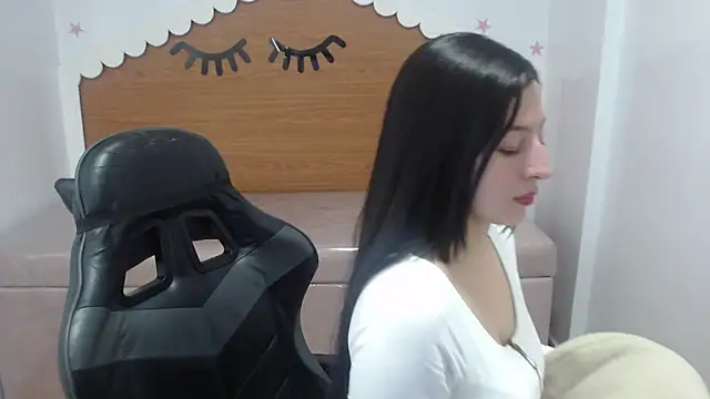 scarlett percy t online show from March 2026 07:20:02 PM