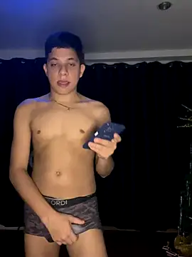 Snapshot of LucaDave_1 chatting on November 2025 05:30:02 AM LucaDave 1 online show from November 2025 05:30:02 AM