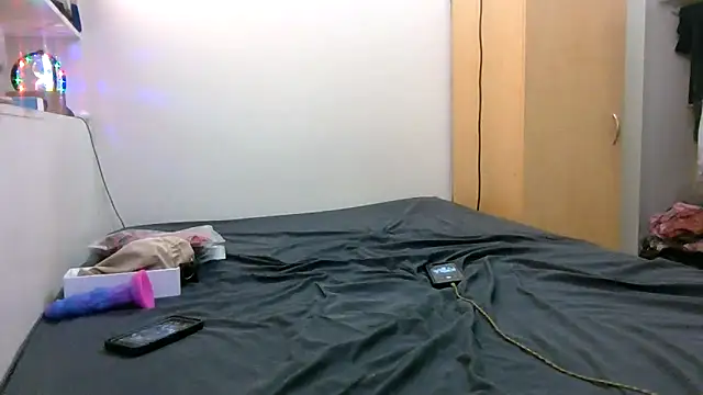 Empress Lilith online show from March 2026 06:15:02 PM