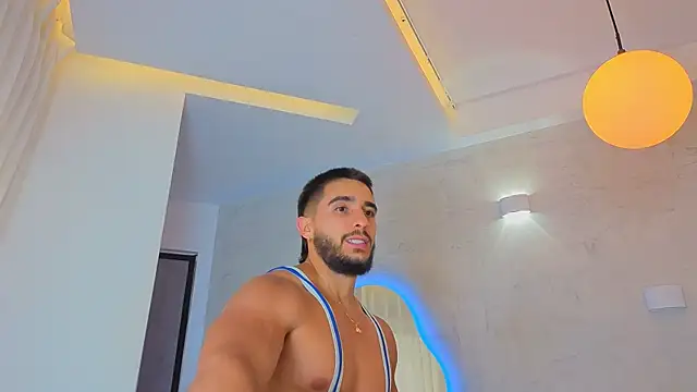 Scottfishcer1 online show from May 2026 07:22:02 PM