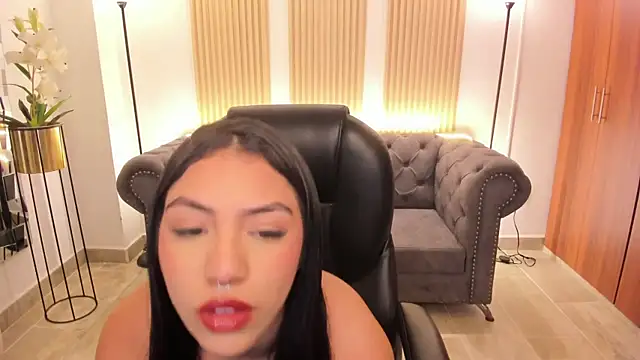 emma connor1 online show from May 2026 05:16:02 AM