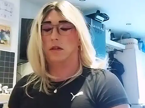 AgnesCross39 online show from July 2026 07:15:02 AM