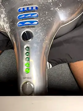 Snapshot of adoropika12 chatting on December 2025 04:07:02 AM adoropika12 online show from December 2025 04:07:02 AM