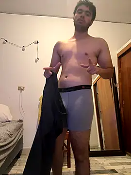 Leoncitooo987 online show from December 2025 11:58:01 PM