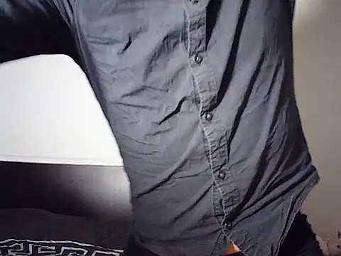 Snapshot of SoftEdgeBoy chatting on March 2026 06:18:02 PM SoftEdgeBoy online show from March 2026 06:18:02 PM