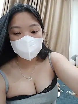 linh-xinh18 online show from July 2026 01:47:02 PM