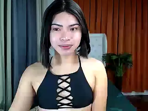 furry puss online show from April 2026 11:16:01 PM