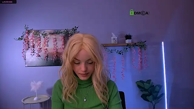 mia starrr  online show from February 2026 09:08:01 PM