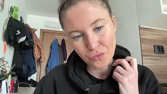 Ameli8 online show from February 2026 09:32:01 AM