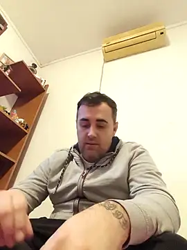 Marco9321 online show from December 2025 01:11:01 AM