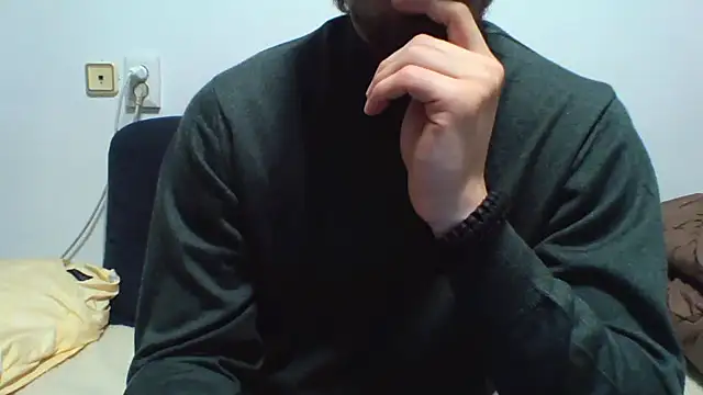 Snapshot of Velian_Hard chatting on November 2025 07:48:02 PM Velian Hard online show from November 2025 07:48:02 PM