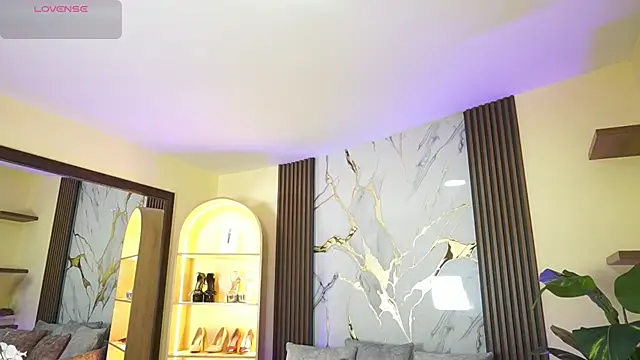 TessaaFox online show from February 2026 11:40:01 AM