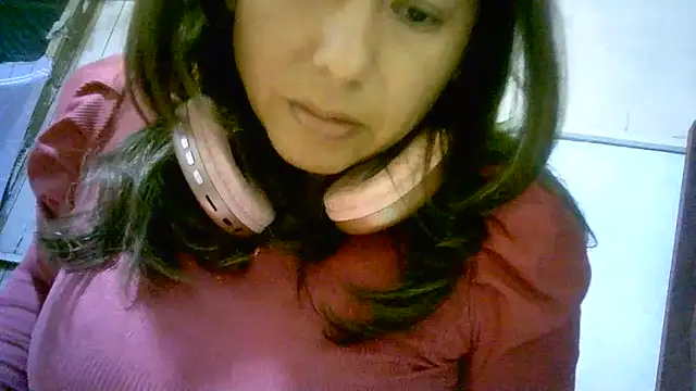 Zulreyna online show from June 2026 05:10:01 AM