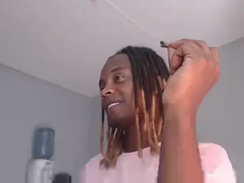 Snapshot of Dangerhook chatting on December 2025 08:17:01 PM Dangerhook online show from December 2025 08:17:01 PM