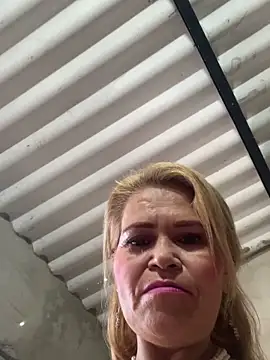 Snapshot of dirty_mother3 chatting on December 2025 03:17:02 PM dirty mother3 online show from December 2025 03:17:02 PM