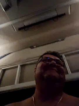 Snapshot of Grase44 chatting on November 2025 06:29:02 AM Grase44 online show from November 2025 06:29:02 AM