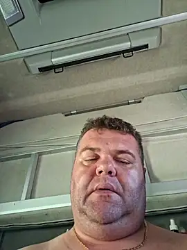 Snapshot of Grase44 chatting on December 2025 03:19:01 PM Grase44 online show from December 2025 03:19:01 PM