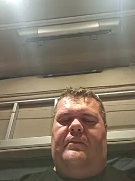 Snapshot of Grase44 chatting on March 2026 09:43:01 PM Grase44 online show from March 2026 09:43:01 PM