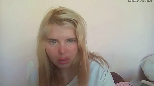 HornyElena online show from May 2026 03:31:02 PM