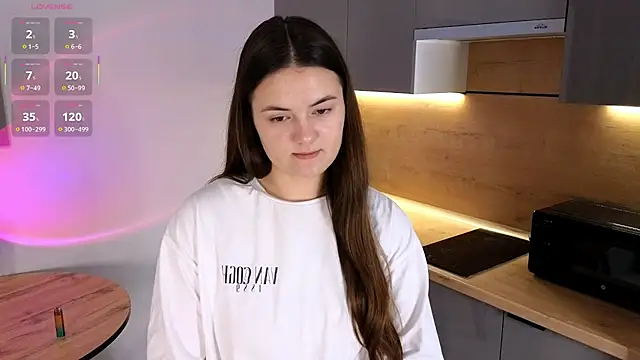 Snapshot of JoyBradley chatting on December 2025 06:11:01 AM JoyBradley online show from December 2025 06:11:01 AM