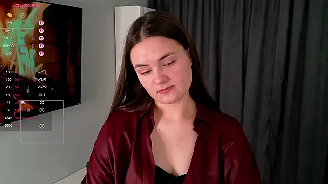 Snapshot of JoyBradley chatting on December 2025 06:08:02 AM JoyBradley online show from December 2025 06:08:02 AM