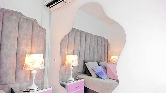 RubyCrox online show from February 2026 08:19:02 PM