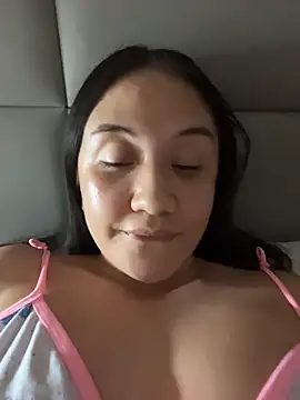 Snapshot of Melody_Spencer26 chatting on December 2025 03:49:02 AM Melody Spencer26 online show from December 2025 03:49:02 AM