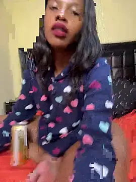 Snapshot of NiaLong21_ chatting on December 2025 04:14:02 PM NiaLong21 online show from December 2025 04:14:02 PM