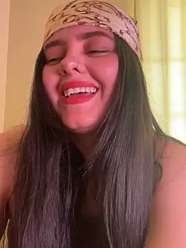 candicewest  online show from May 2026 06:37:02 PM