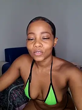 katherine-smill online show from December 2025 06:34:01 PM