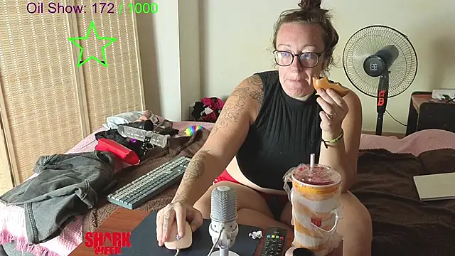 JadeStarUK online show from April 2026 01:29:01 AM