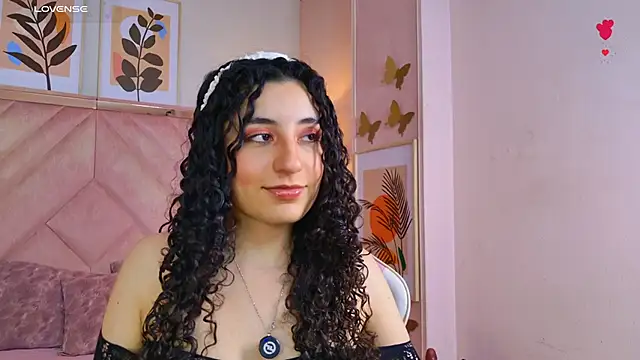 DemiJones  online show from May 2026 05:15:01 AM