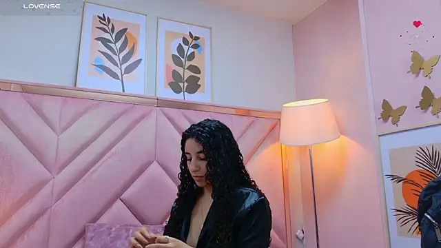 DemiJones  online show from June 2026 04:35:01 AM